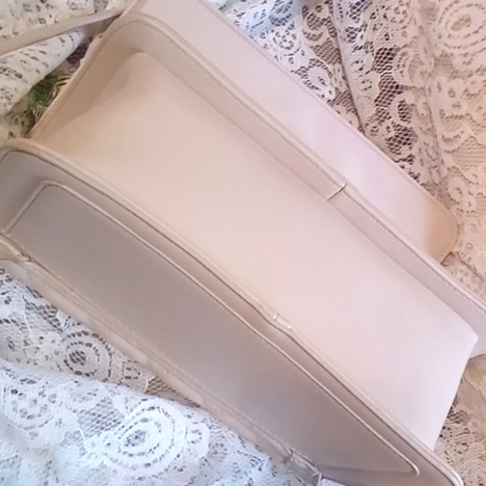 BADGLEY MISCHKA❤️Long Shoulder or Cross Body Adjustable Strap & Chain NWT - Picture 10 of 11